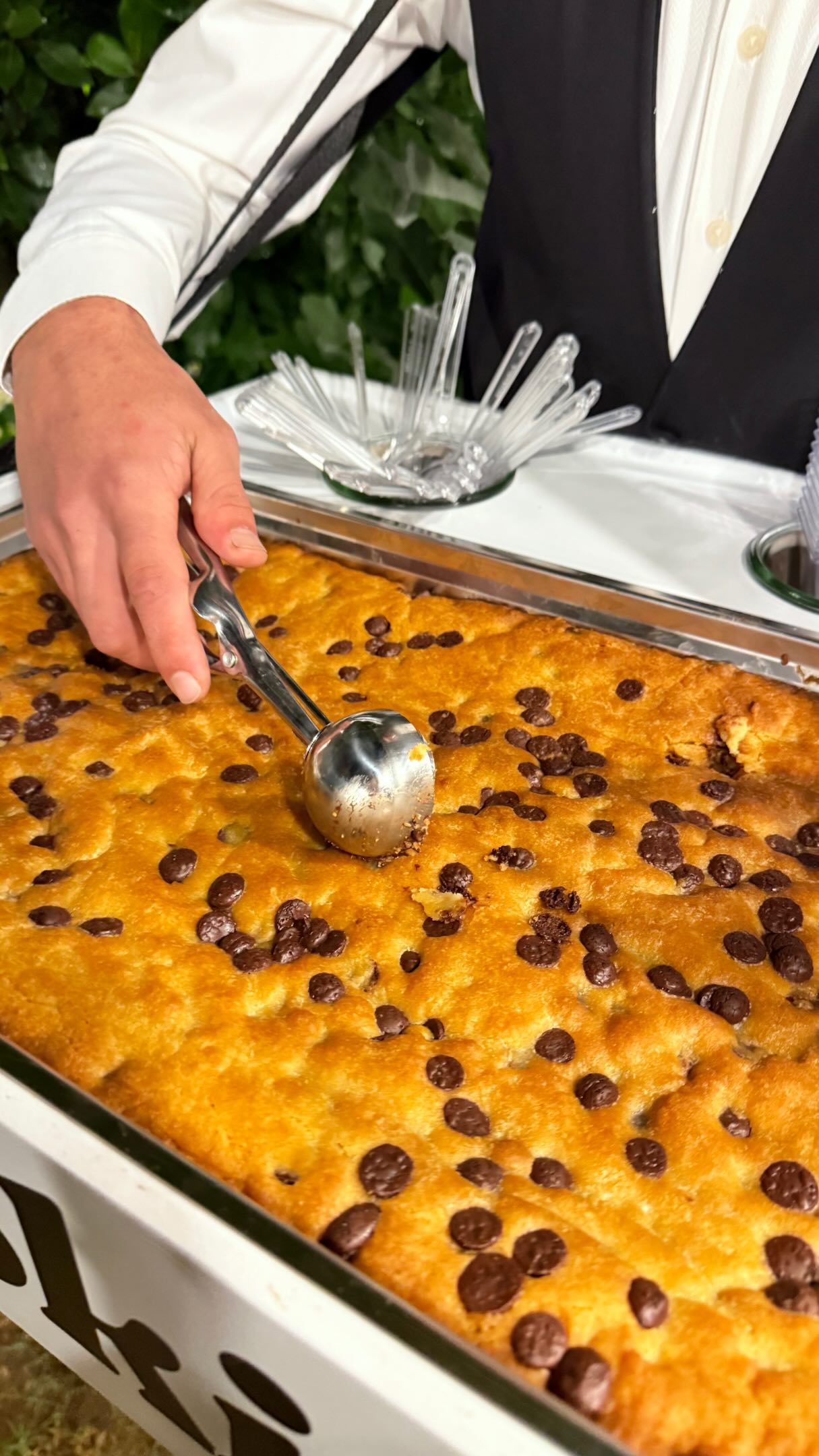 Dolaşan istasyonda çikolata parçalı cookie